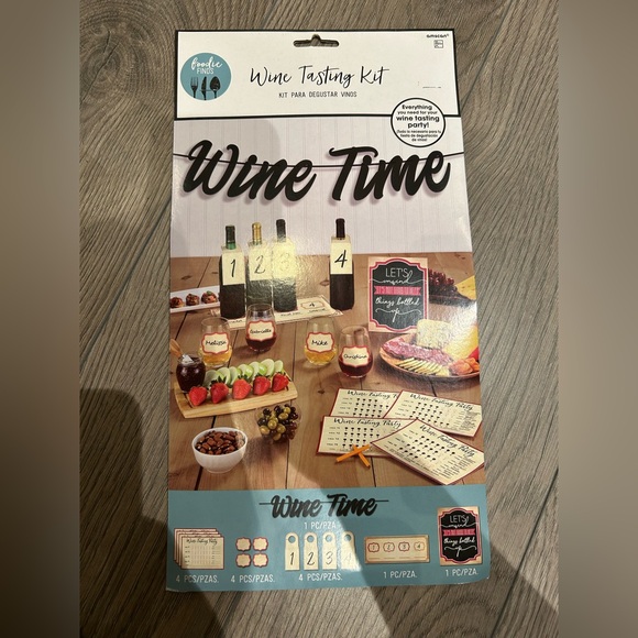 Party kits ~! 🥳🍷🎉 - Picture 3 of 4